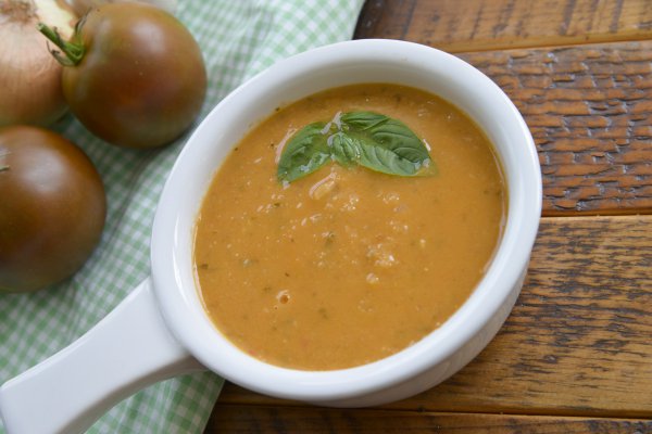 Creamy Vegan Tomato Soup