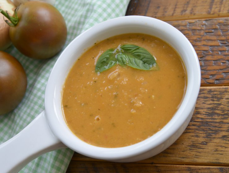 Creamy Vegan Tomato Soup